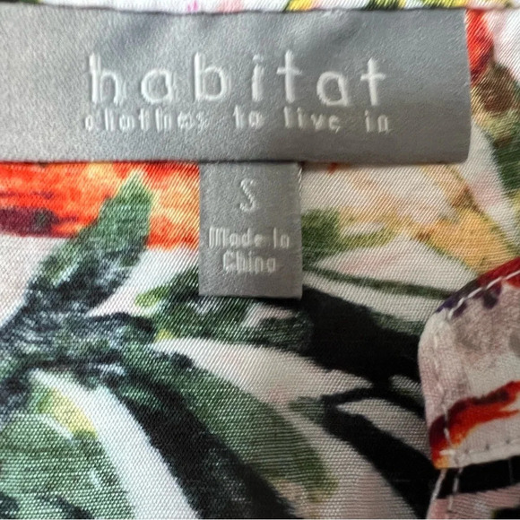 Habitat Multi-Watercolor Button Up Bell Sleeve Tunic Blouse Top Small NEW. 96 - Picture 2 of 5